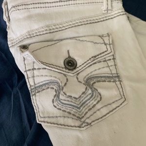 White Hydraulic Capris 9/10